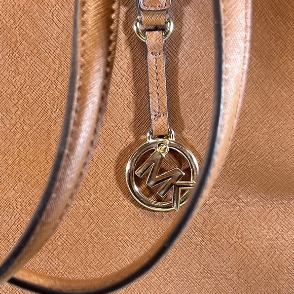 Michael Kors Jet Set East West Signature Brown Leather Tote Purse  Shoulder Bag - Picture 2 of 12